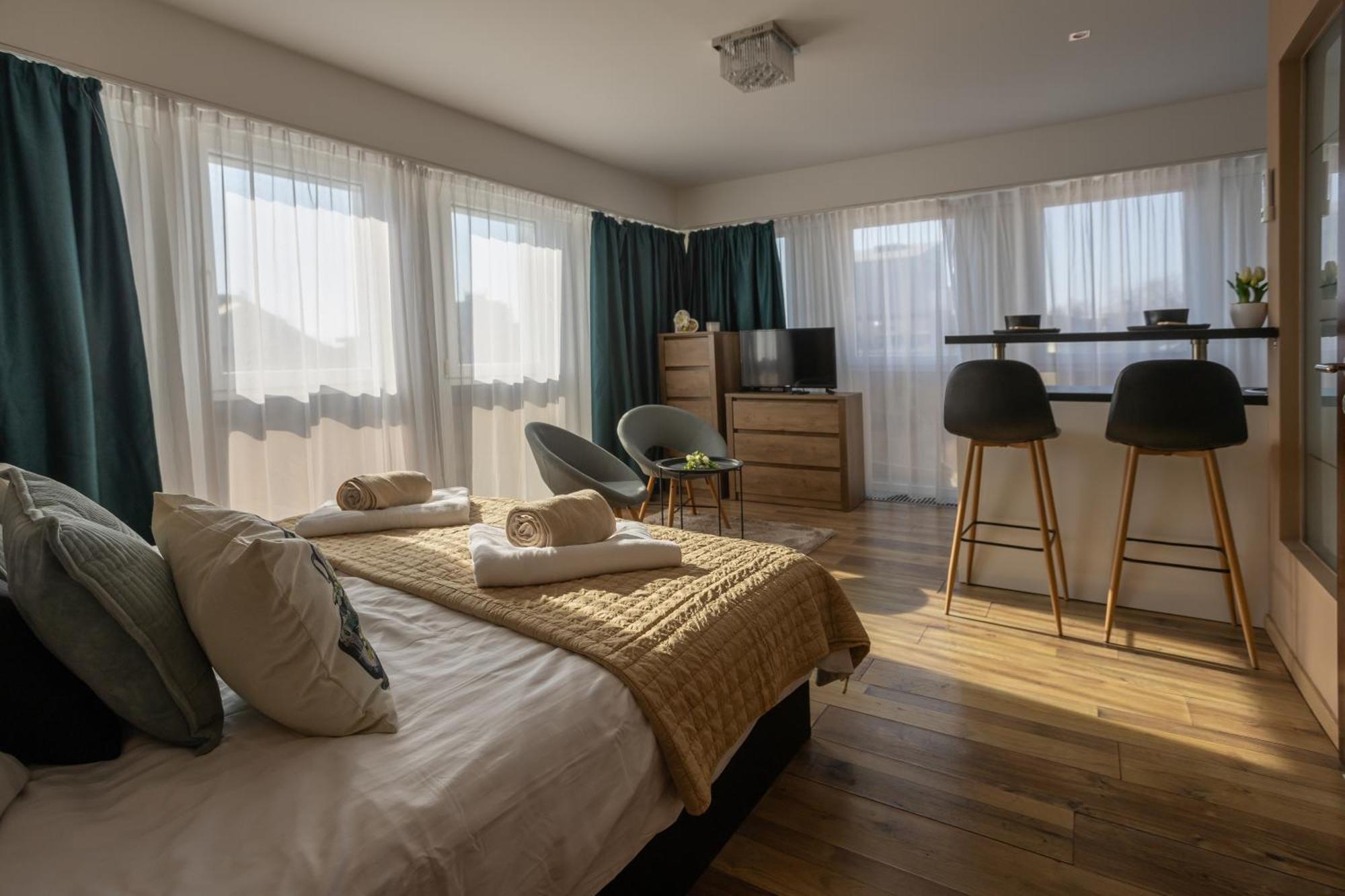 Hellowine Apartman II Eger Ngoại thất bức ảnh